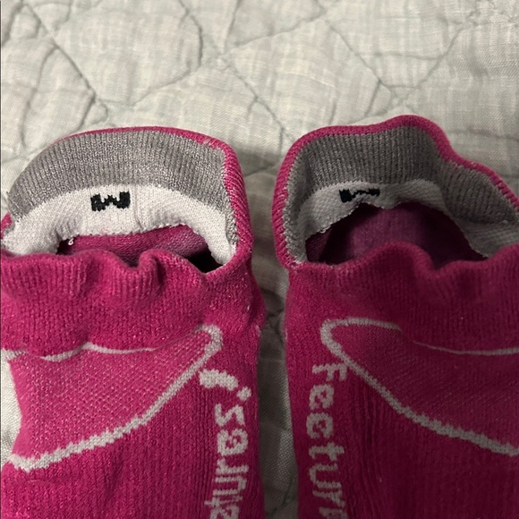 Feetures Running Socks - Picture 7 of 7